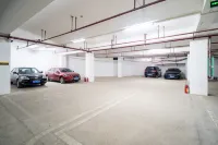 NEO ISLE Hotel (Guilin Liangjiang Sihu Xiangbishan) - Parking