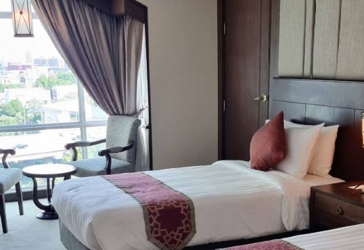 5. 알 메로즈 호텔..