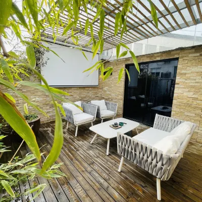 Suzhou Pusu Hotel (Guanqian Street Pingjiang Road) Hotels near Lion Forest Garden