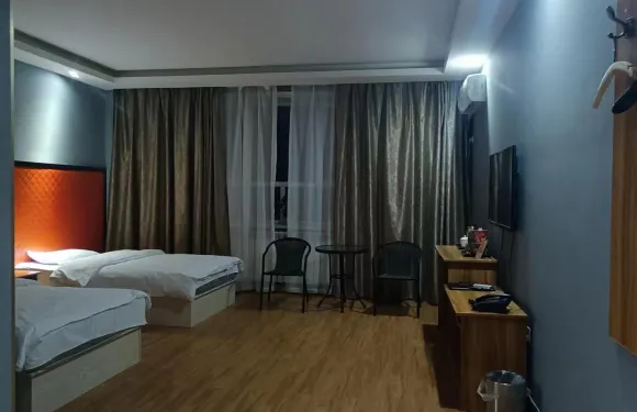 塔城華都商務賓館