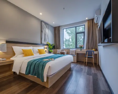 Ba tian Holiday Hotel (Zhengzhou Xinzheng International Airport) Hotels in Xinzheng