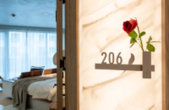 Boqing Meisu (Hohhot Wanda Plaza East High-speed Railway Station)