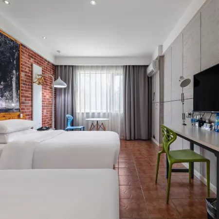 Tuke China Hotel (Pingyang Aojiang Pearl Plaza Store)