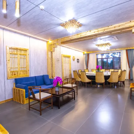 Peach Blossom Island Wild Luxury Homestay