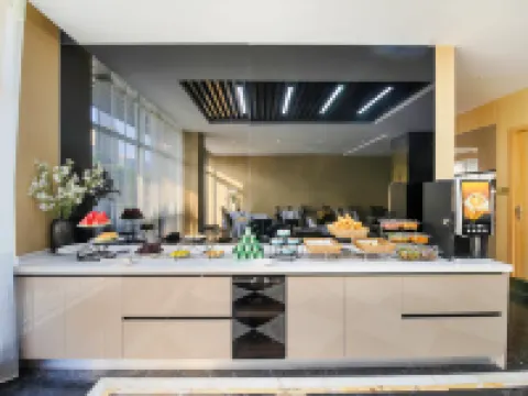 GELI Hotel (Linyi Pingyi Yinhua Road) Hoteles en Pingyi