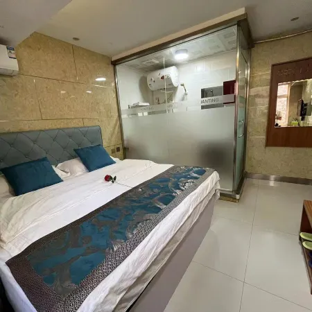 Tailai Hanting Hotel