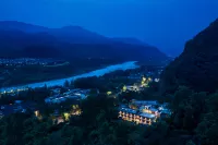 Pengzhou Baoshan Yihe Wangyou Hotel