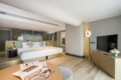 뉴 비컨 이팅 호텔, 장한로 지칭가, 우한  호텔