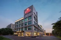 Century Huatian Hotel Hotels in Peking