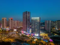 Manzhu Hotel (Guiyang Guanshanhu Financial City Convention Center) Hotels near Jinyang Commercial Pedestrian Street