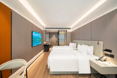 SK Simple Luxury Hotel (Shanghai Xujiahui Gymnasium Subway Station)