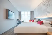 Borrman Hotel (Fuyang Funan Central Park)