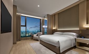 DoubleTree by Hilton Shenzhen Nanshan Hotel & Residences