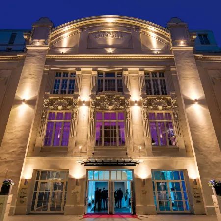 Ruby Sofie Hotel Vienna by IHG Отели рядом с достопримечательностью «Гигантское колесо обозрения»