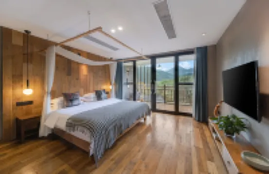 Longquan Moshangguiren Homestay (Baoxi Scenic Area)