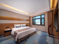 Kunming Zhongwei Tianheng Grand Hotel (Kunming Old Street Nanping Pedestrian Street) Hotels near كونمينغ هال