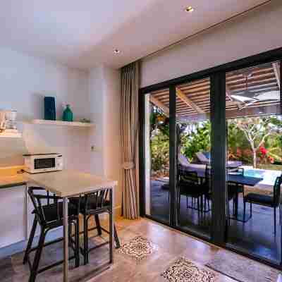 Bungalow Villa Cha Cha Dining/Meeting Rooms