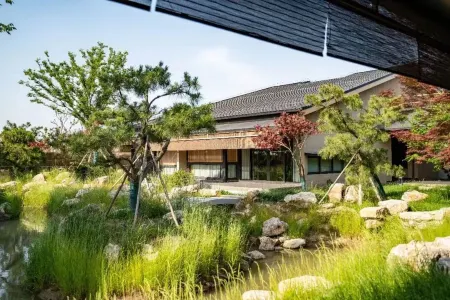 Consumer Xixi Homestay Отели рядом с достопримечательностью «Yangcheng Lake Lotus Island»