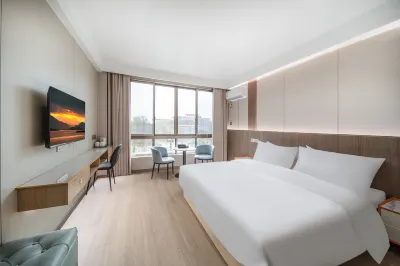 Jiashan Yunlaiyuan Hotel