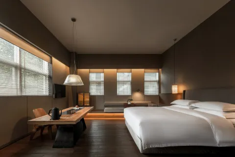 the Hidden Place Hotel