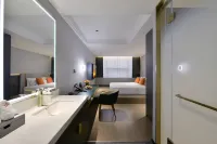 โรงแรม R ROYALSS