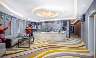 Xinmi Golden Triangle Business Hotel (Zhongqiang Light Year City Plaza)