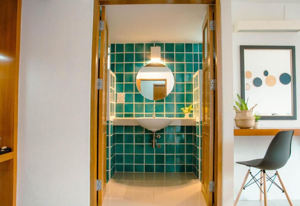 Alley & Pier 이미지