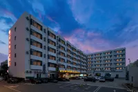 Vienna 3 Best Hotel (Shenzhen International Exhibition Center Haishang Tianyuannan Subway Station) Hotels near Shangxing Pedestrian Street
