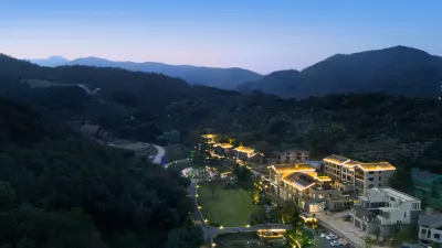 Hu'ao Happy Tea Valley Hotels in Lujiang County