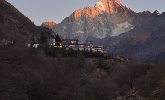 Siguniang Mountain Looking Up at the Starry Sky  [The first choice for overseas tourists]