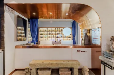 Wuhu Meibo Art Hotel (Wuhu Binjiang Park Babaihan Branch) Hotels near Binjiang Park