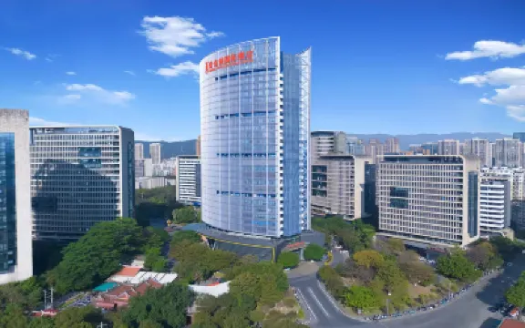 โรงแรมวิเอนนา อินเตอร์เนชั่นแนล หลงเหยียน บิสเนส โรงแรมใกล้สวนกีฬาหลงเหยียน