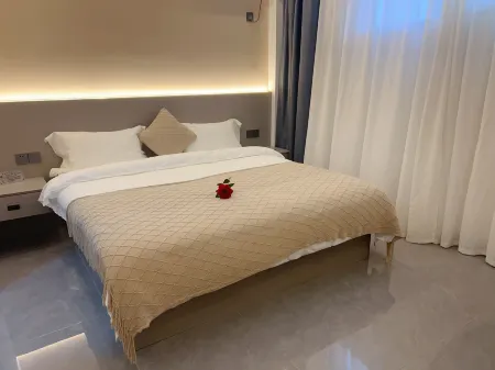 Huangshan Qingcheng Hotel (Tunxi Branch) Отели рядом с достопримечательностью «Huangshan Vocational and Technical College - Department of Industry and Trade»