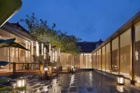 wu hotel Отели рядом с достопримечательностью «Музей Нейтрального Искусства Ло»