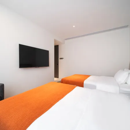 Due to Travel · IWAY Homestay