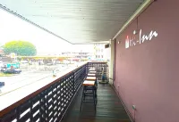 Hotel O Hi Inn - 2-Star