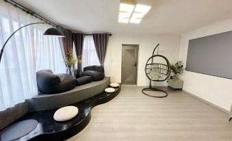 Alley to • Dali Original Designer Homestay