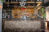 Nyingchi Xinyuan Hotel - بار