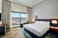 DoubleTree by Hilton Dubai M Square Hotel & Residences - balcony