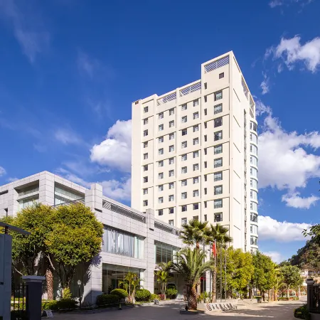 Yulongwan Hotel