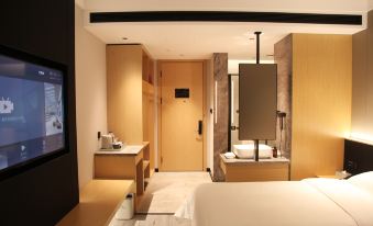 Longbao Xiyue Hotel