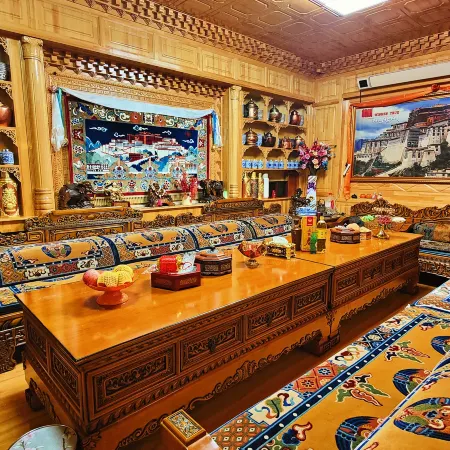 Yinyu Tashi Homestay