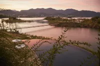 可人·千島湖ホテル（ヨット帆船島嶼マナーハウス） - インフィニティプール
