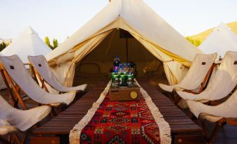 Dunhuang International Desert Camping Base