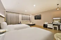 city hotel