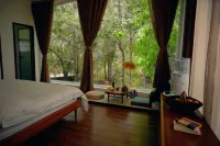 Xianyang Mountain House