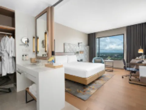 Holiday Inn & Suites RAYONG CITY CENTRE by IHG ラヨーンのホテル