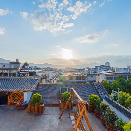 Yaxi Hotel (Lijiang Old Town Dashuiche Branch)