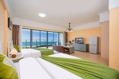 Selection. Seaview Apartment (Hailing Island Poly Shili Yintan Branch)
