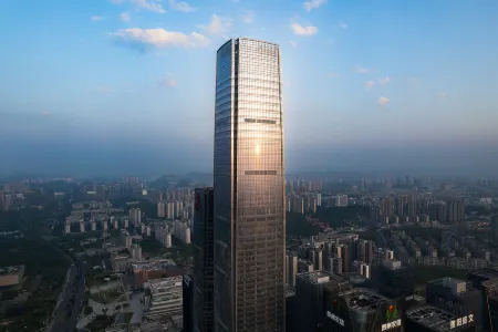 Zaixu Manju S Hotel (Guiyang Guanshanhu Exhibition Area) Отели рядом с достопримечательностью «Guizhou Traffic Technician College»